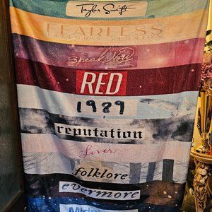 Taylor Swift blanket $40